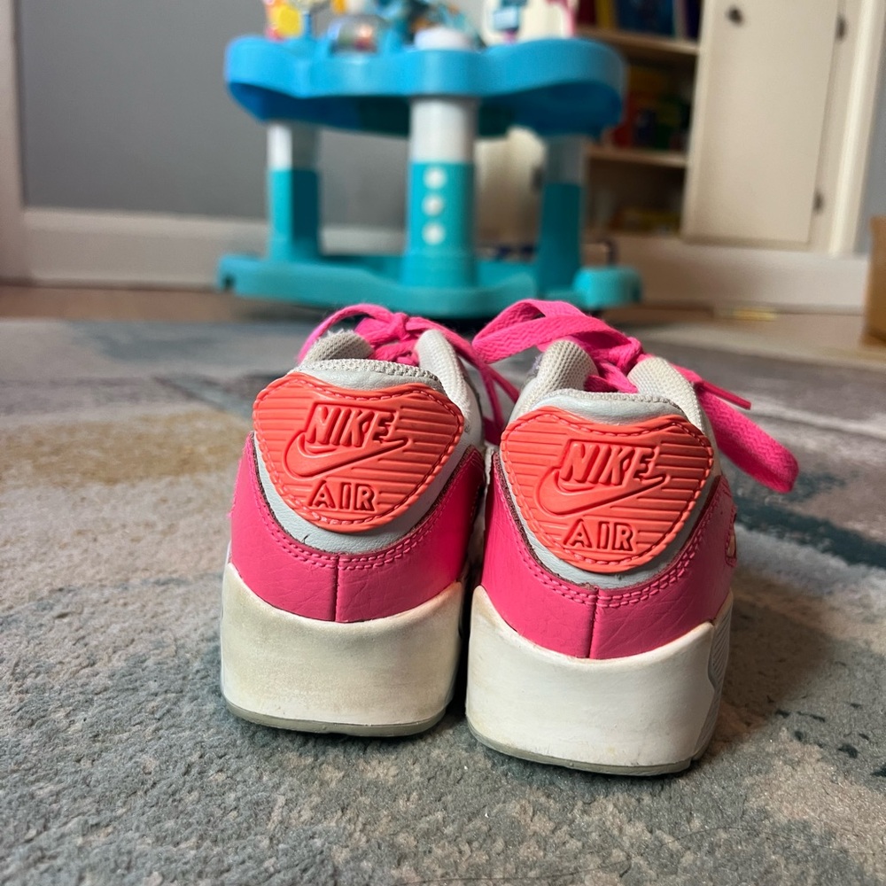 Nike Air Max 90 Ltr Little Kids Style: 724853-001 Size: 1Y Silver Pink - Picture 4 of 6